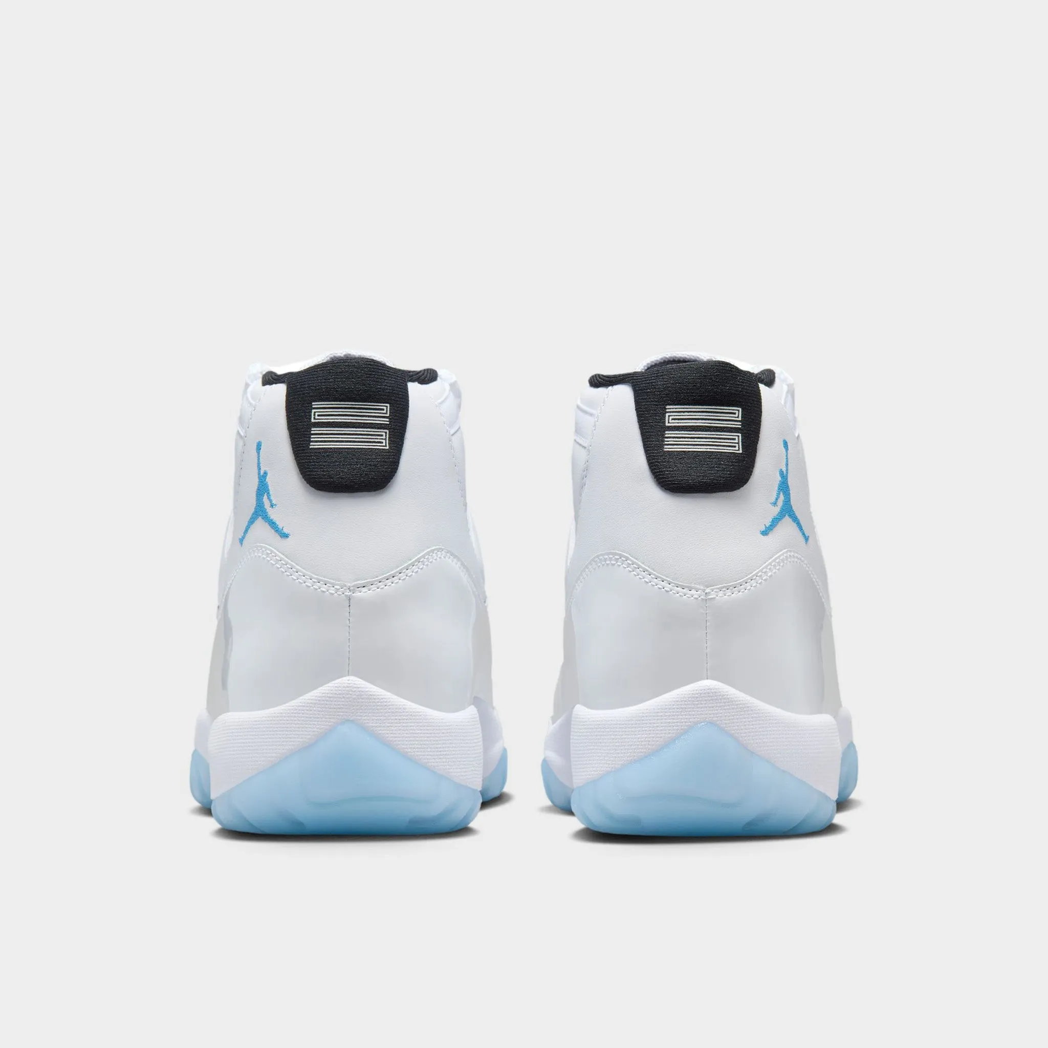 Jordan 11 Retro White / Legend Blue - Black