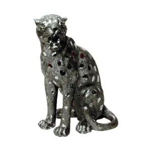 Modern And Stylish Silver Sitting Leopard -Nan58U1