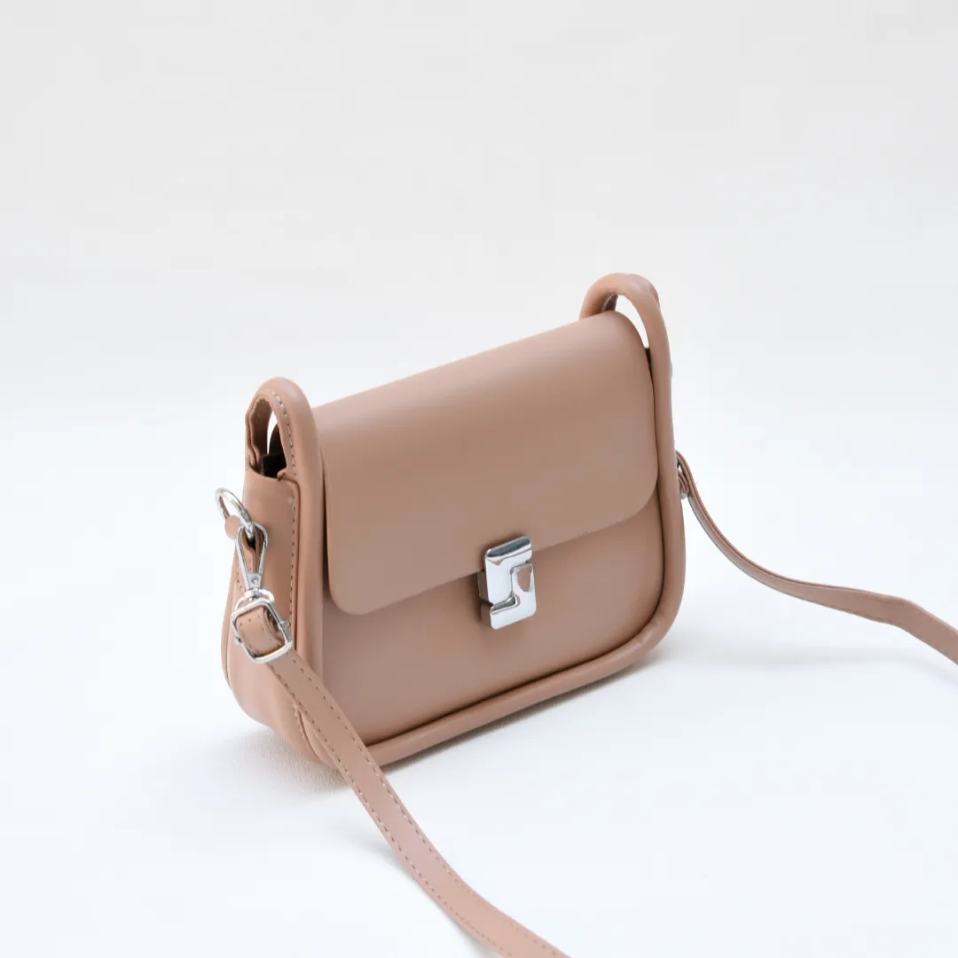 Modern Elegance Crossbody Bag Beige